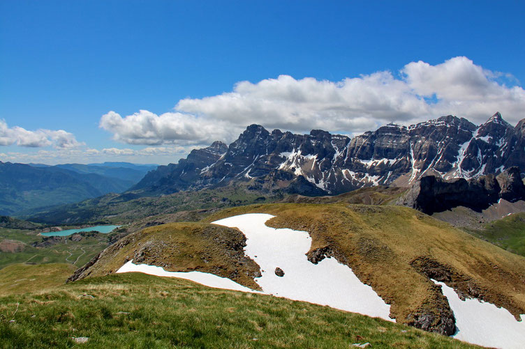 La Sierra de la Partacua avec l'Embalse de las Paùles.