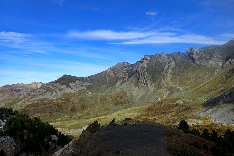 Et plus près et en France, le Pic de Peyrelue.