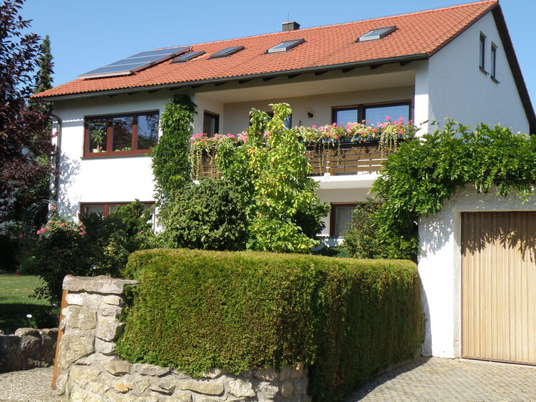 picture holiday home exterior view