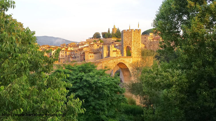Экскурсия по средневековым городкам Каталонии