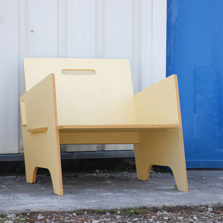 jaune pâle