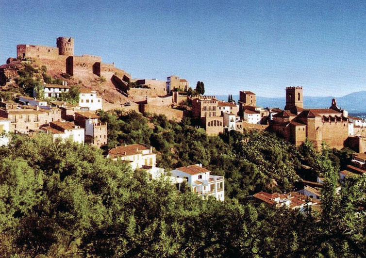 Villafamés es un municipio de la Comunidad Valenciana, España. Situado en la provincia de Castellón, en la comarca de la Plana Alta. 