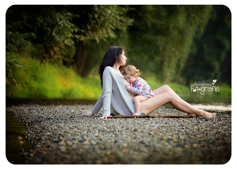 Breastfeeding, mamastillt, mama stillt, stillen, zwickau, fotograf, photograph, lichtbild, 