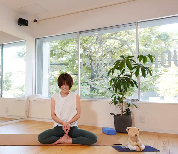 キヌさんの名言と 宇宙の始まりとヨガの話 Mumuksu Yoga ムムクシュヨガ ヨガ 瞑想講師 マインドフルネストレーナー 小田祥子