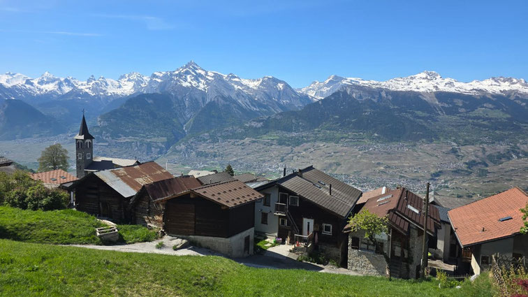 Veysonnaz mit Blick in die Berner Alpen.😎