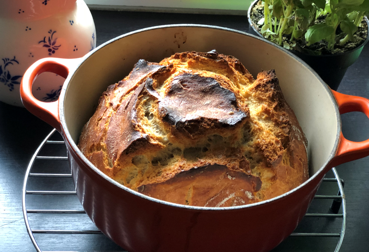 Besser als vieles, was "Bäcker" heute so anbieten: Topfbrot - nur vier Zutaten (und natürlich ganz viel Liebe)