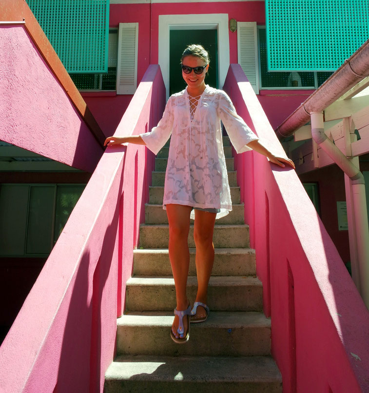 Laura in the pink hostel in Noosa