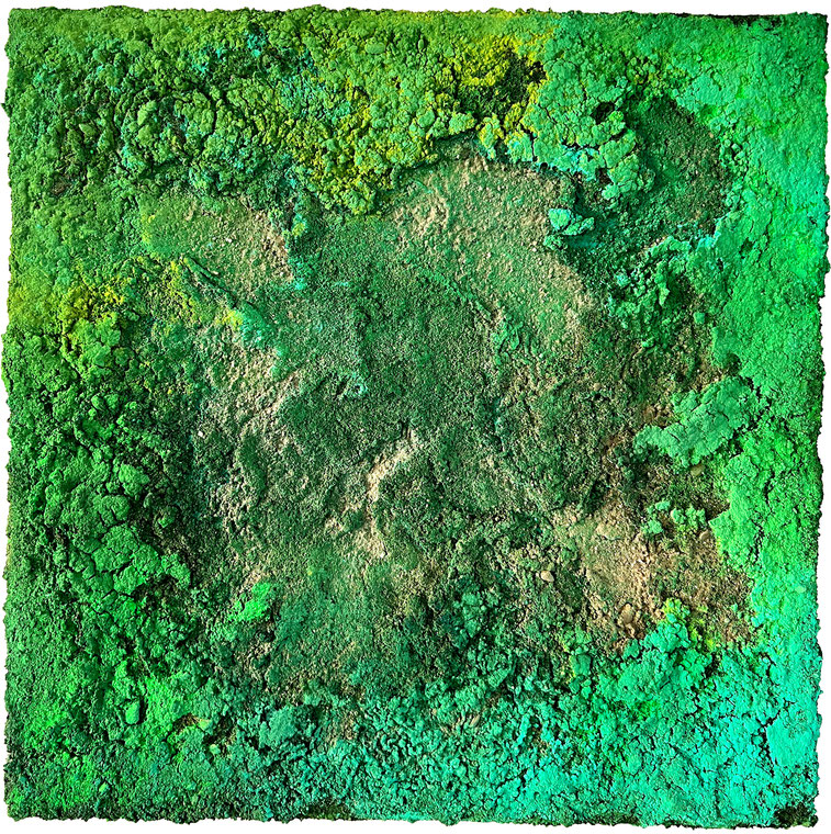 "Giggly Green" 2025    60 x 60 Acrylfarbe mit Sand und Pigment auf Leinwand