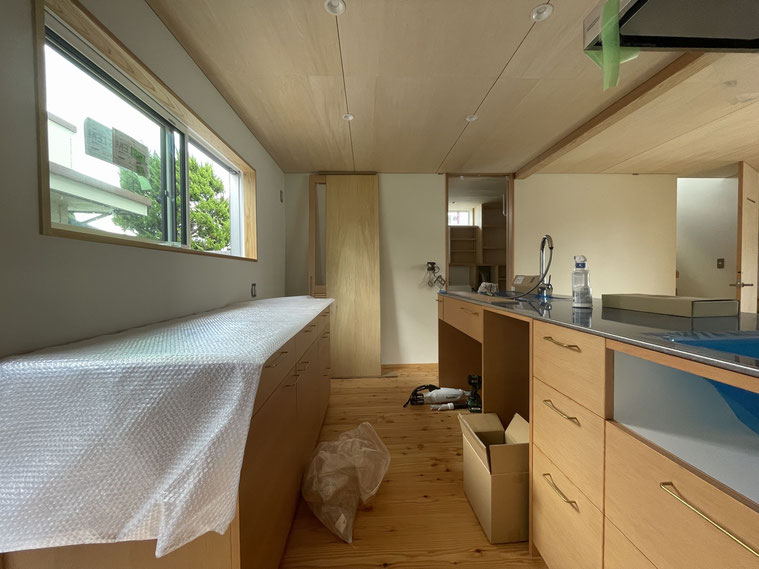 長野県　松本市　安曇野市　建築設計事務所　建築家　news設計室　丸山和男　住宅設計　設計監理　穂高の家Ⅱ　造作キッチン