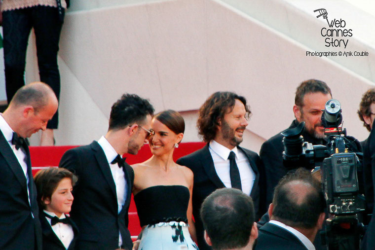 Montée des marches du film de Natalie Portman :  " Une histoire d'amour et de ténèbres ", présenté hors compétition-  Festival de Cannes 2015 - Photo © Anik COUBLE 