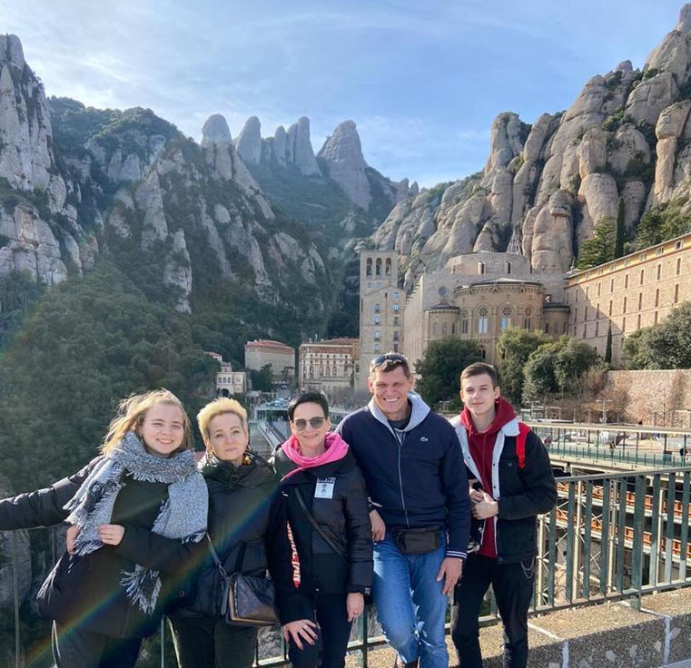 Маша жыныстық қатынас кезінде ауырсынудан жылады