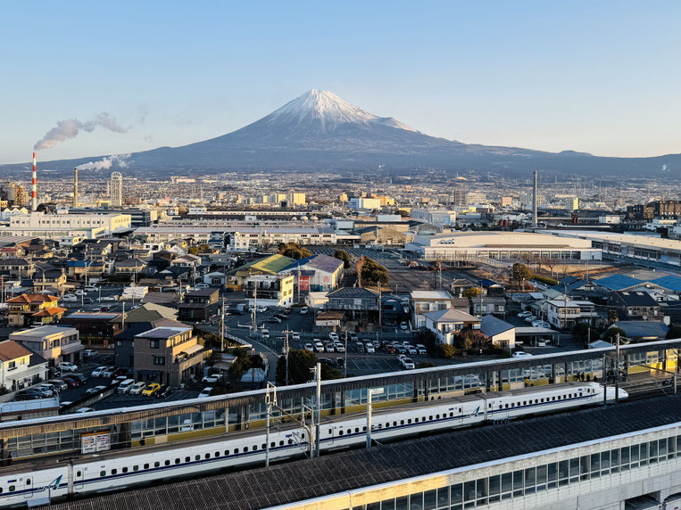 Mt. Fuji rising behind the platform at Shin-Fuji Station in Shizuoka, Japan.