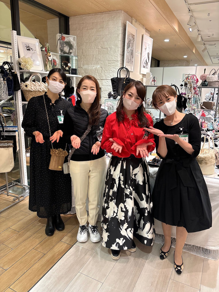 JourFin　ジュールフィン　ラブリボン　LoveRibbon　リボン　リボン教室　リボン教室芦屋　リボン　リボンワーク　リボン資格　リボンレッスン　ファーハンドル　ファーハンドルストラップ　木馬リボン　MOKUBAリボン　MOKUBA　神戸北野ホテル　神戸北野ホテルカルチャーサロン