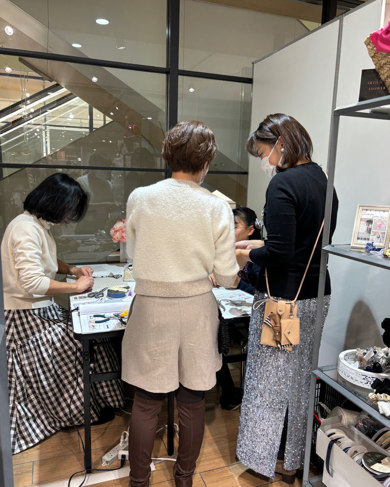 JourFin　ジュールフィン　ラブリボン　LoveRibbon　リボン　リボン教室　リボン教室芦屋　リボン　リボンワーク　リボン資格　リボンレッスン　ファーハンドル　ファーハンドルストラップ　木馬リボン　MOKUBAリボン　MOKUBA　神戸北野ホテル　神戸北野ホテルカルチャーサロン