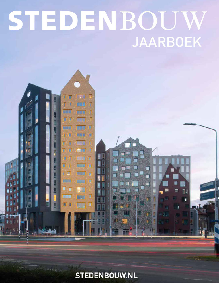 Exterieur, drone-opname van de bouw van het grootschalige nieuwbouwproject SPOT in Amsterdam. Ontworpen door verschillende Architecten waaronder Moederscheim Moonen, Klunder, Door, Kaan, ZZDP en Mei. Gebouwd door Pleijsierbouw en ontwikkeld door COD