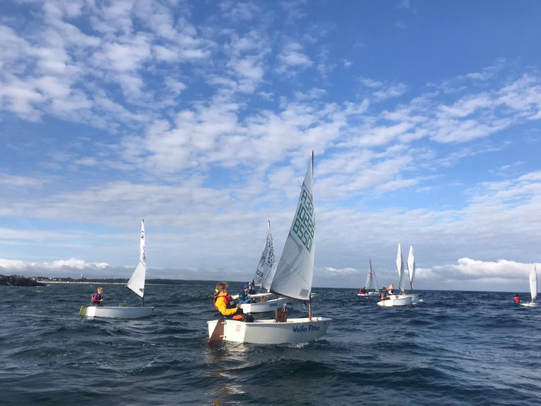 Auch unsere Opti-Kinder machen die Ostsee unsicher!