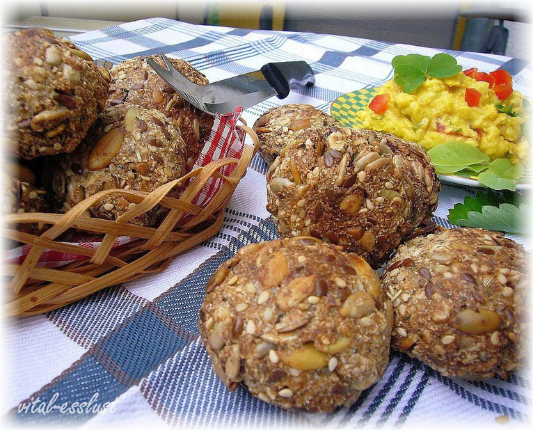 Kürbiskernbrötchen