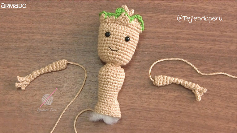 Baby Groot (Guardianes de la Galaxia) tejido a crochet o amigurumi