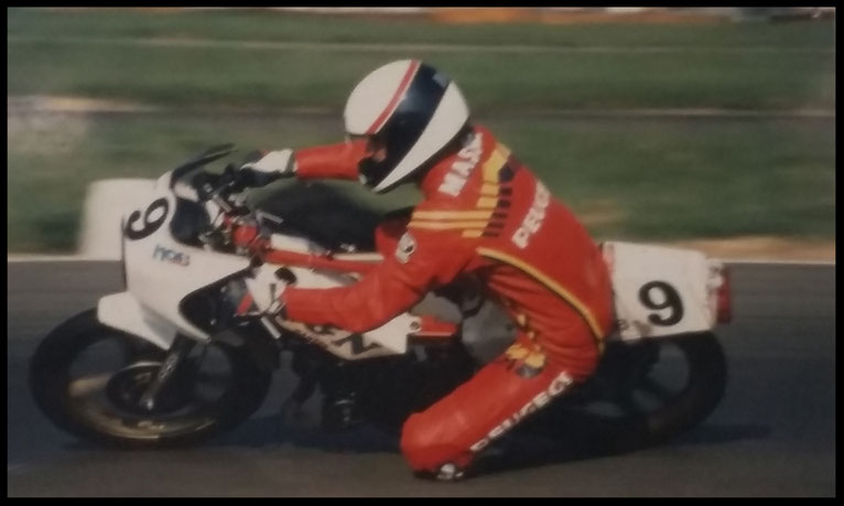 Record de la piste : en 1989 par Stéphane Massé en 0'59 sur Peugeot XG2