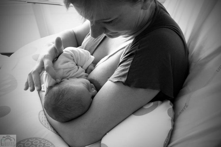 Photo allaitement maternité bébé