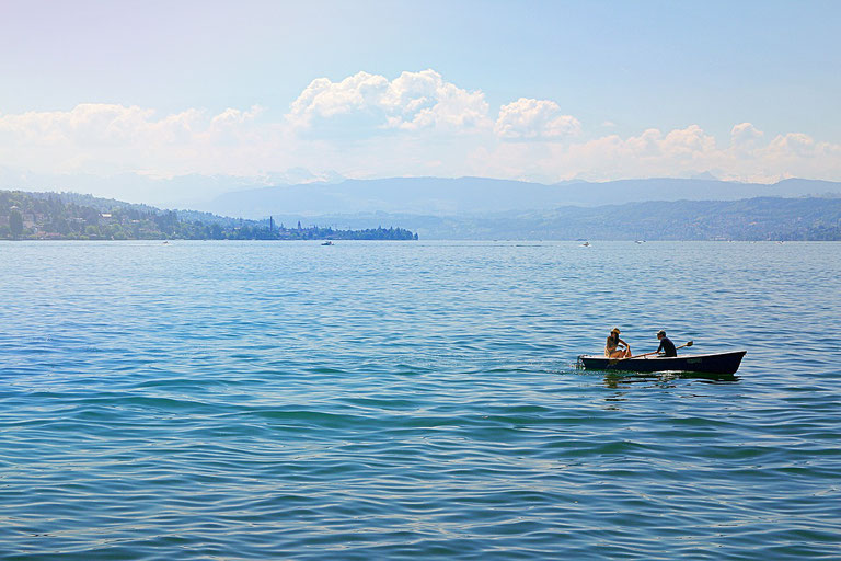 Der Zürichsee, ein perfekter Ort für das Stand Up Paddling