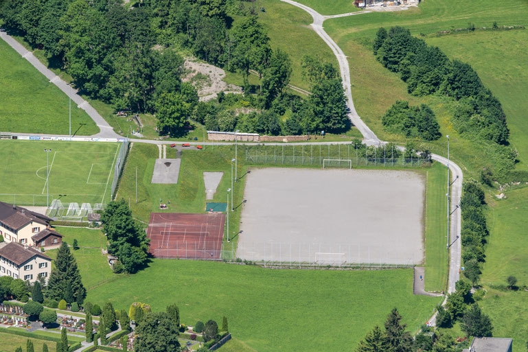 Sandplatz und Tennis Aufnahmedatum 13. Mai 2013