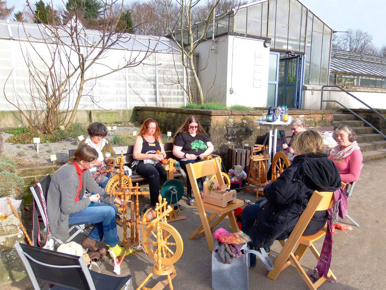 Spinntreffen im Botanischen Garten Solingen in der Natur