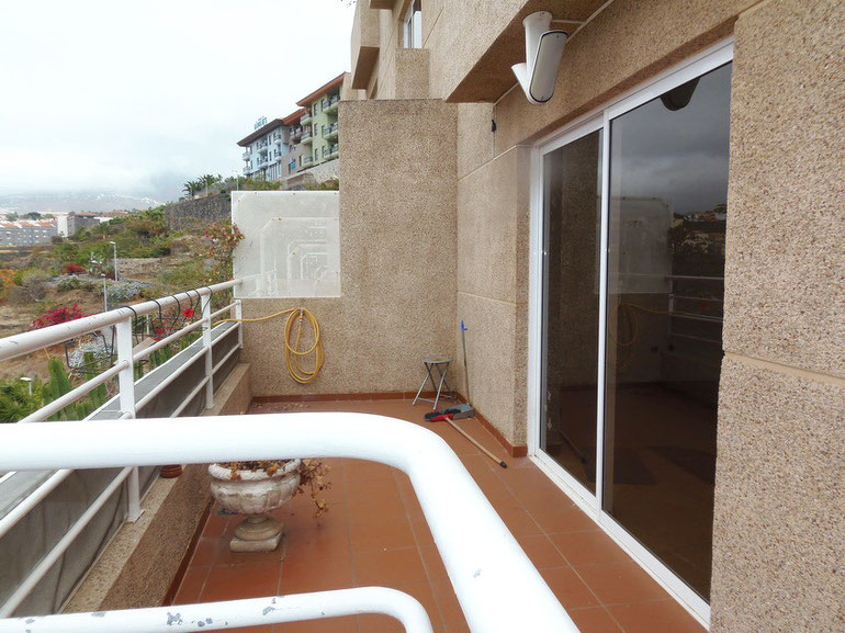 Balkon vor dem Wohnzimmer