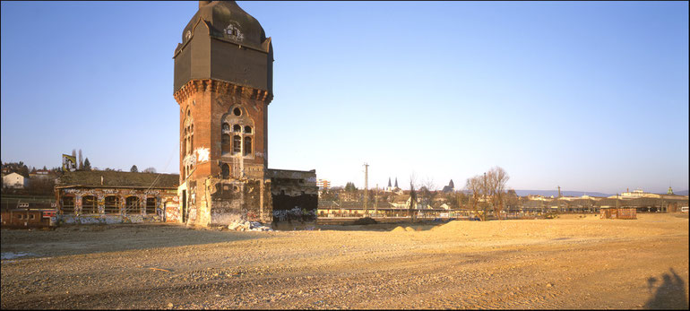 2002