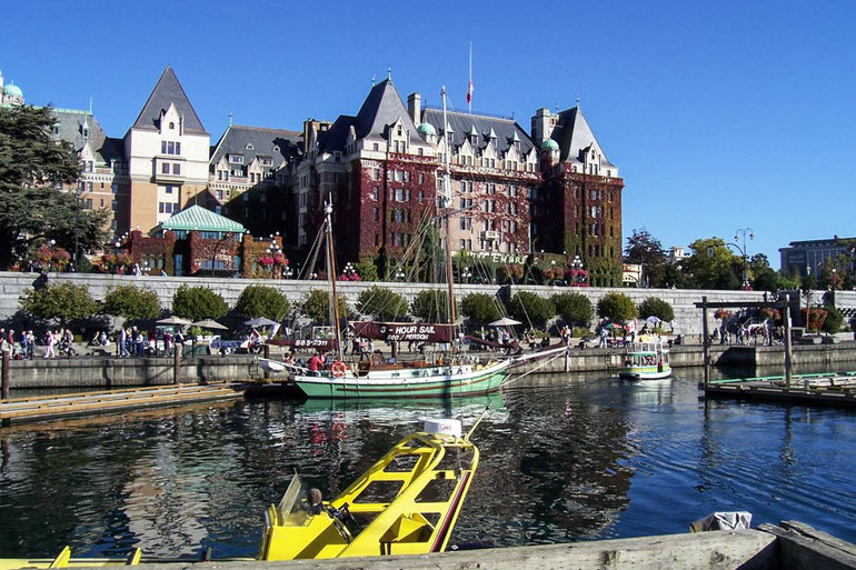 Das Fairmont Empress-Hotel wurde 1908 als Hotel der Canadian Pacific Railway eingeweiht.