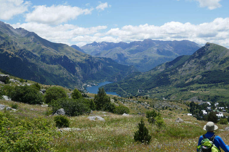 Embalse de Lanuza au pied de Sallent de Gallego