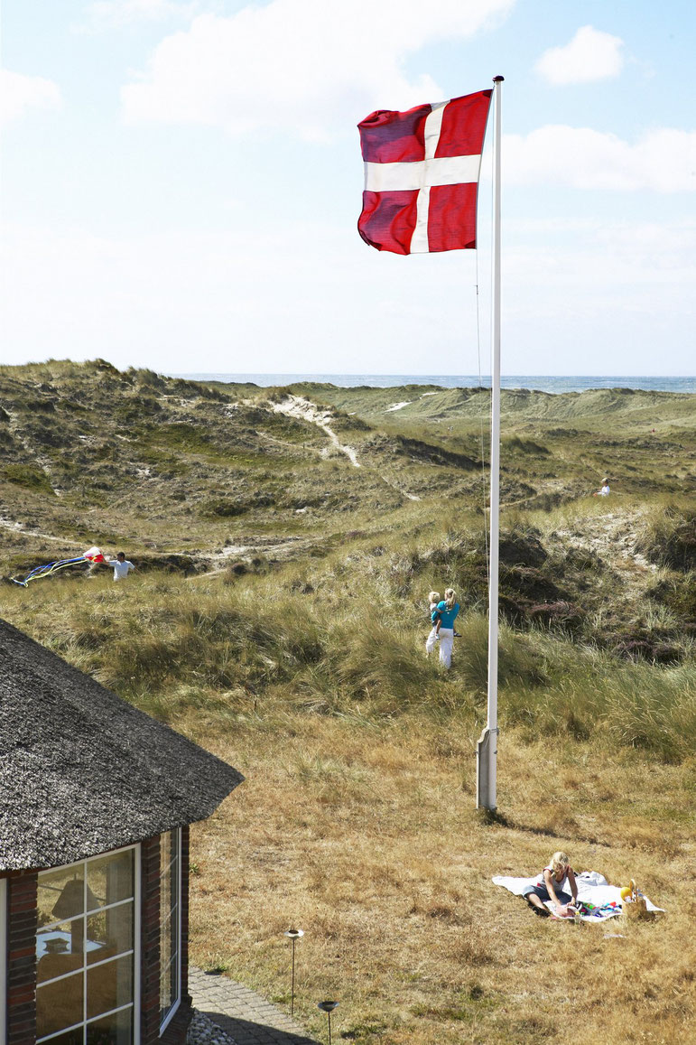 Dünenlandschaft in Nordseeland. Foto: VisitDenmark/Niclas Jessen