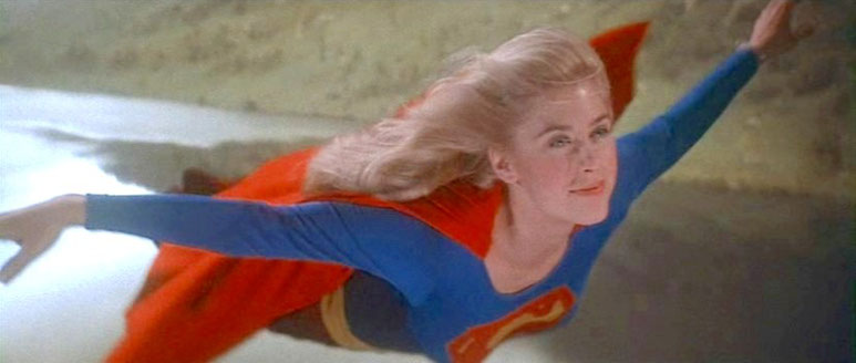 Szenenfoto aus dem Film "Supergirl" (GB/USA 1984) von Jeannot Swarc; Helen Slater als Supergirl