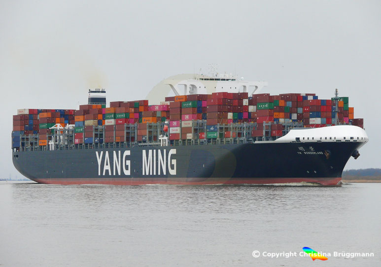 Containerschiff YM WONDERLAND
