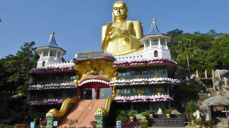 Bild: Der Höhlentempel von Dambulla der unter Weltkulturerbe steht.
