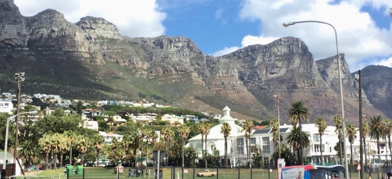Bild: Camps Bay mit den 12 Aposteln