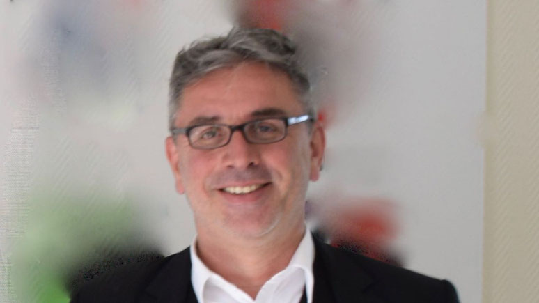 Stadtwerke-Geschäftsführer Dr. Panagiotis Memetzidis informiert über die Entwicklung der Energiepreise