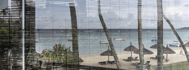 Mauritius Strand und Palmen in Farbe als Panorama-Photographie