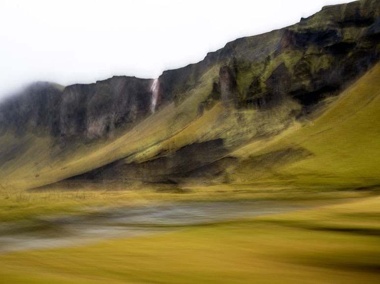 Gemäldeartige Landschaftsaufnahme als Farb-Photographie, Island/Iceland