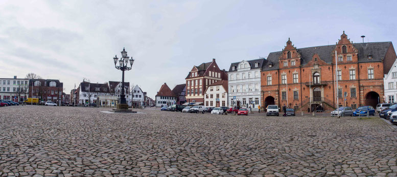 Bild: Der Marktplatz von Glückstadt