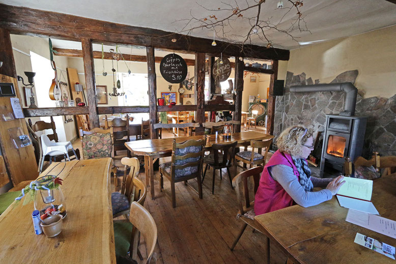 Cafe Fabula im Museumsdorf. Der Kuchen ist absolut empfehlenswert.