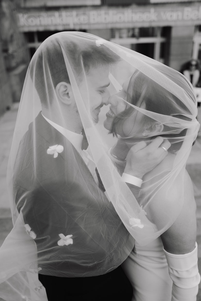 Traditional wedding photographer in Ghent Gent centrum huwelijksfotograaf