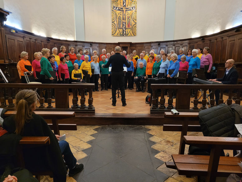 La chorale mixte FASILA CHANTER: chef de choeur Michel Vogt