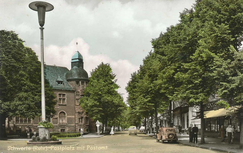 Postplatz mit Postamt 21.10.1966 