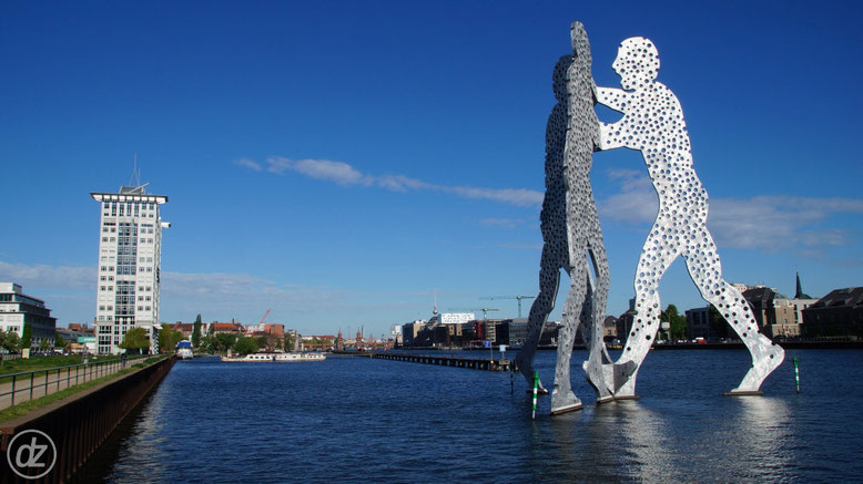 30 Meter hoch ist der Molecule Man | Foto: © Detlef Zabel