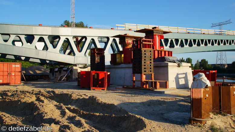 Spreebrücke Neubau