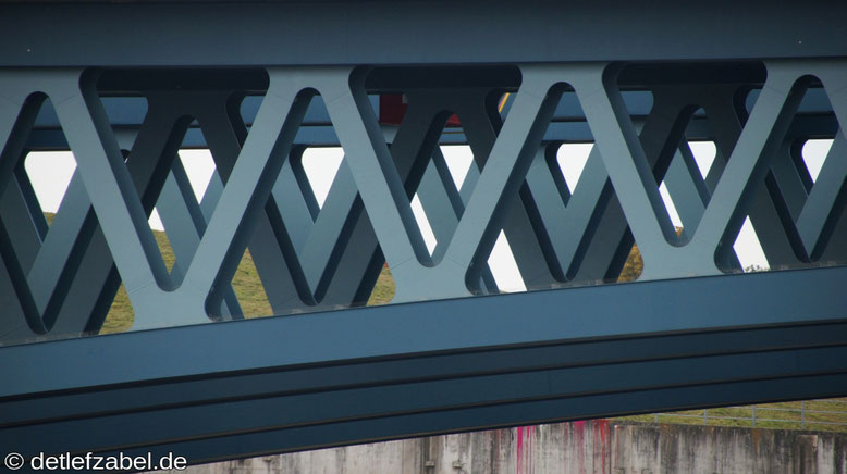 Spreebrücke Neubau