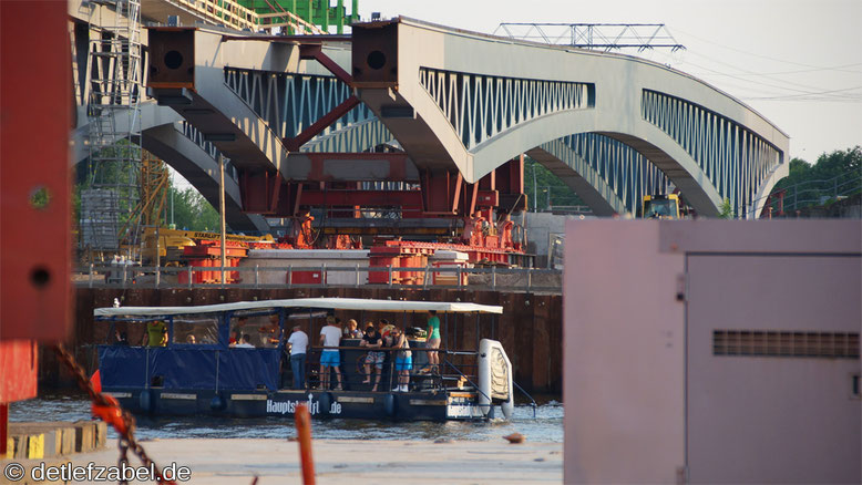 Spreebrücke Neubau