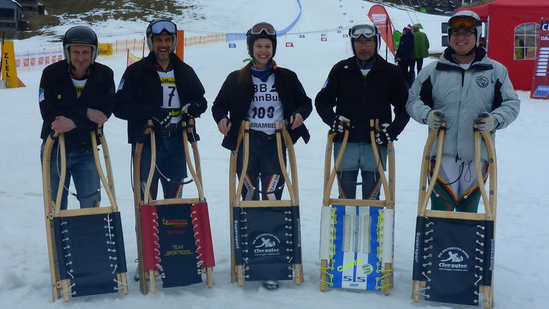 v. r. Alex, Michi, Anna, Chris und Maxi