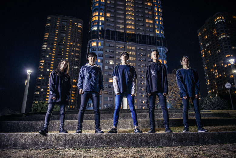 AFTERGLOWのアーティスト写真